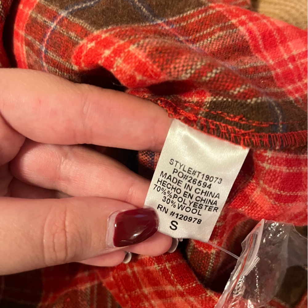 Plaid Ruffle Top - Picture 7 of 7